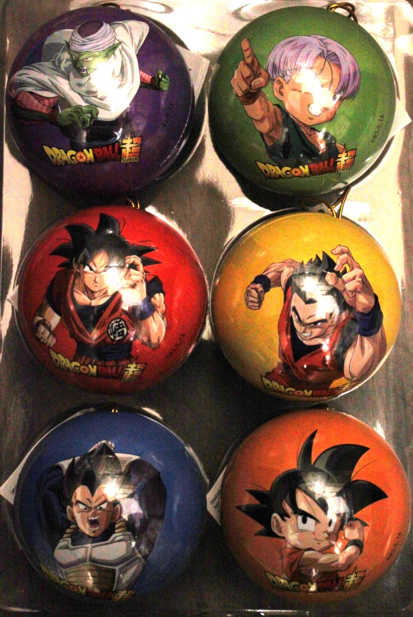 DOLCI Dragon Ball Z | Metallene Weihnachtskugel mit Süßigkeiten 5g