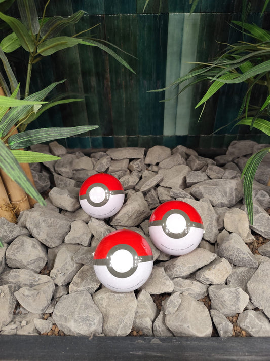 DOLCI Pokemon| 1 Stück Metallene Weihnachtskugel mit Süßigkeiten 5g - Panda-Panda Asia Shop by JEN